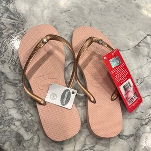 New with tag Havaianas size 6